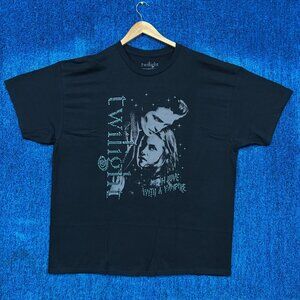 Twilight Edward and Bella “I’m in Love With a Vampire” Graphic T-Shirt Size 2XL
